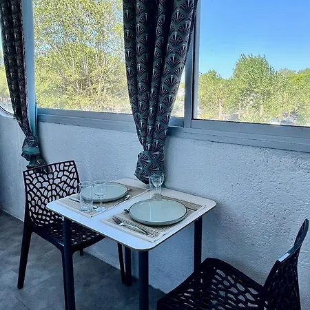 Le Soho Climatise & Grande Pyramide, Parking Apartment La Grande-Motte